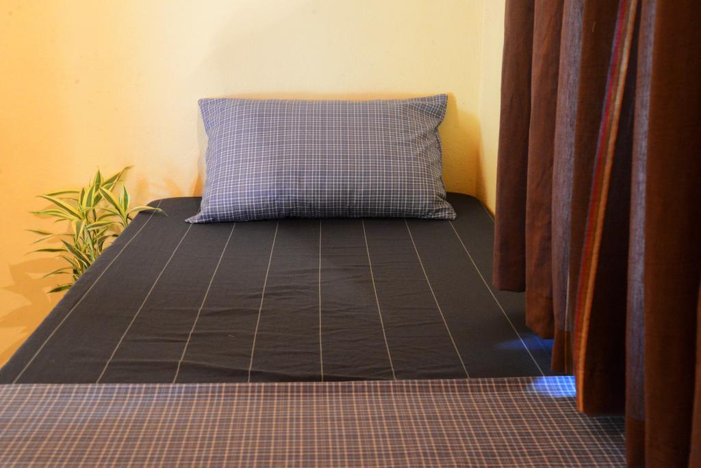 Jungle Beach Hostel Унаватуна Номер фото